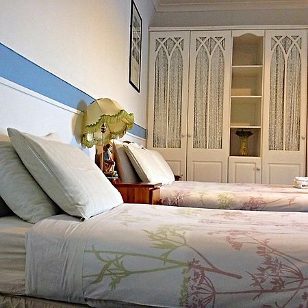 Cashel Town Center Inn 部屋 写真